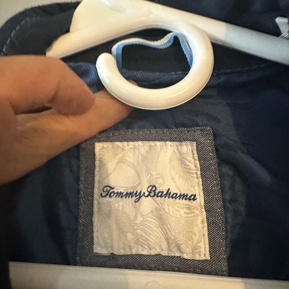 COPY - Tommy Bahama jacket - Picture 3 of 6